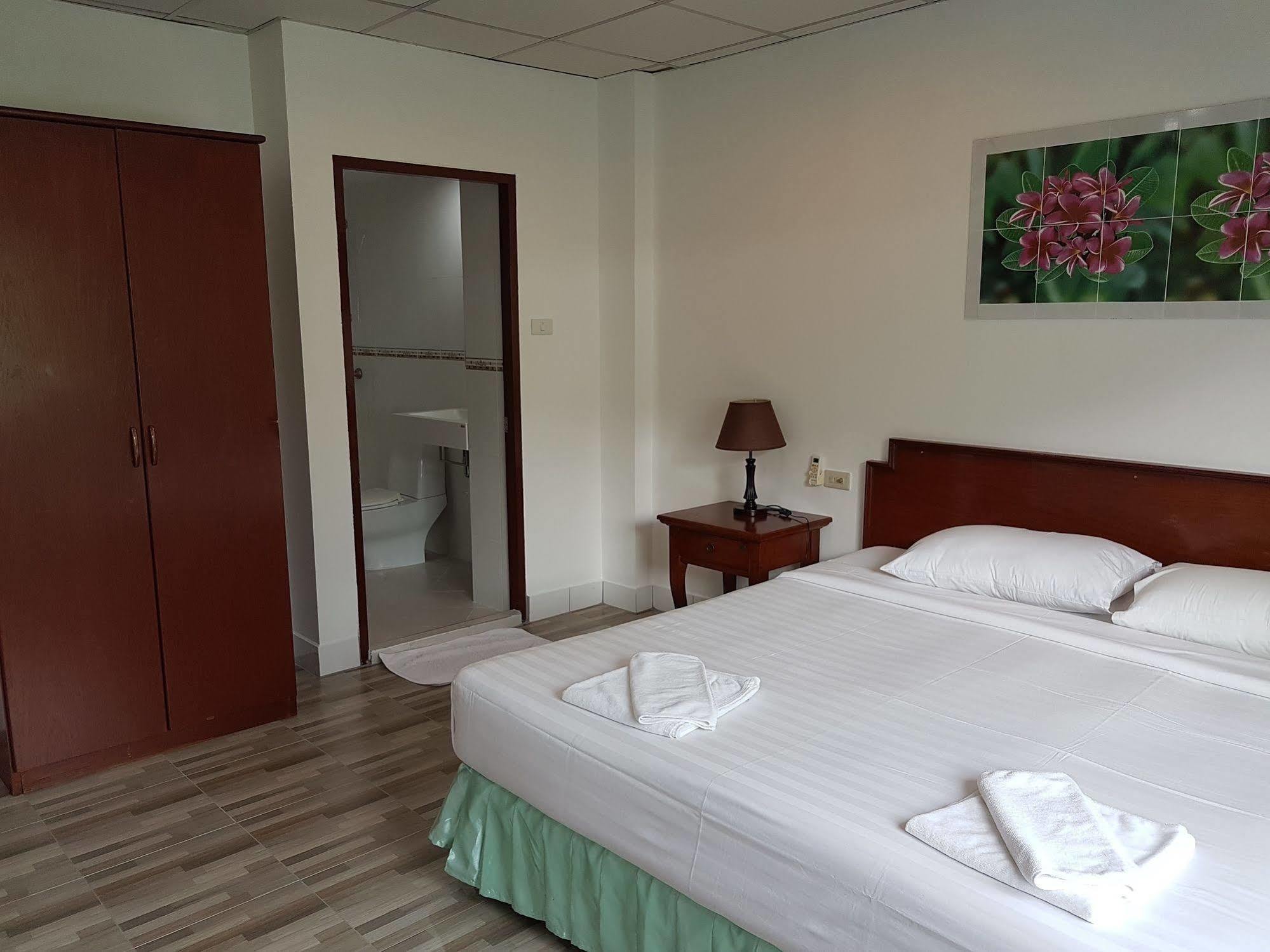 Welcome Inn Hotel @ Karon Beach. Single Room From Only 500 Baht Phuket Kültér fotó
